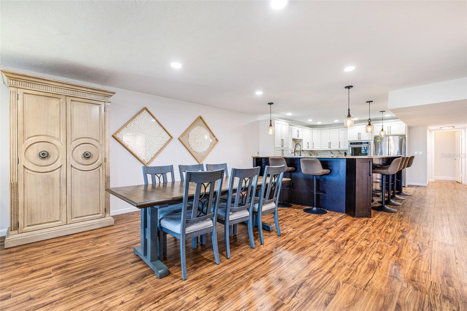 MARINA SOUTH SHORE CONDO - Residential