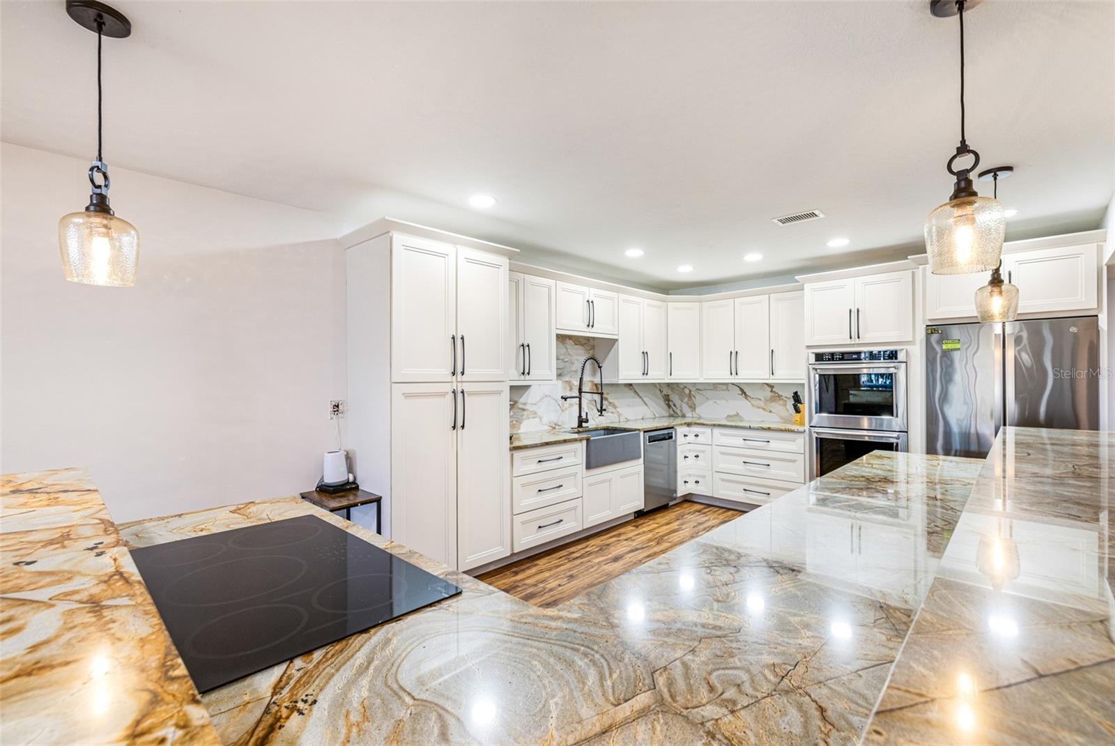 MARINA SOUTH SHORE CONDO - Residential