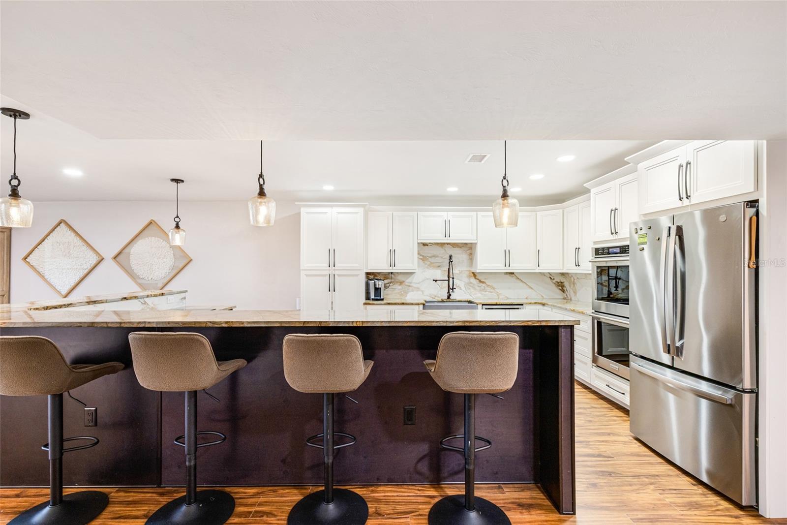 MARINA SOUTH SHORE CONDO - Residential