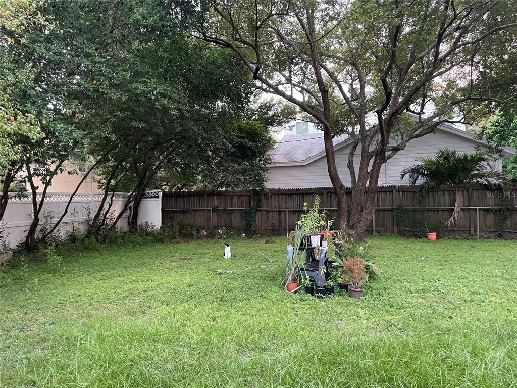 Photo of 3202 W Villa Rosa Street, Tampa, FL 33611 (MLS # A4681264)