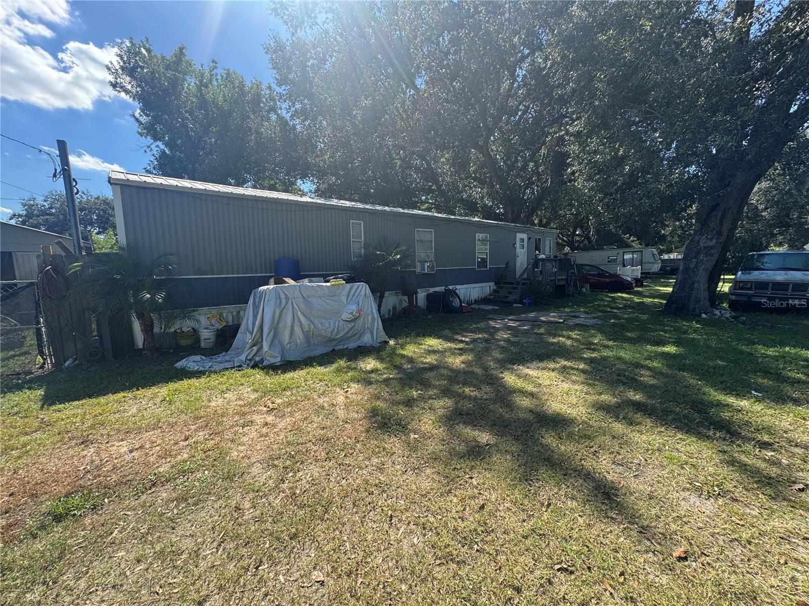 124 5TH WAHNETA STREET W