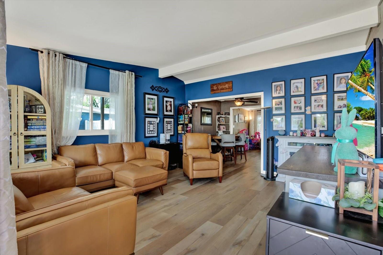 TEMPLE TERRACE GARDENS NO 3 - Residential