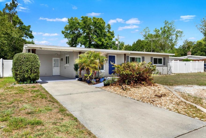 ** CHARMING TEMPLE TERRACE** 
HOME IN NICE CENTRAL LOCATION NEAR SCHOOLS, COUNTRY CLUB, AND TEMPLE TERRACE GOLF COURSE.
PROPERTY POSSESSES 3 BEDROOMS, 1 1/2 BATHS WITH A 1 CAR CARPORT W GOOD FRONTAGE IN FRONT YARD.
PROPERTY HAS LOTS OF NICE UPGRADES DONE BY SELLER WITH NICE LUXURY LAMINATE FLOORS (2025), NEWER WINDOWS (2025),
AIR CONDITIONER (2025), PLUMBING (2025) 30k UPDATE, AND ROOF WAS REPLACED (2015)...
WINDOWS HAVE REMORE CONTROL BLINDS ON FRONT LIVING ROOM AND MASTER BEDROOM!
HOME HAS A SMALL EXTRA ROOM THAT MAY BE USED AS OFFICE/ STORAGE/ OR SMALL BEDROOM…
PROPERTY SITS ON 1/4 OF AN ACRE WITH LARGE BACKYARD. THE HOME HAS NICE FENCING FOR PRIVACY THROUGHOUT..
THE BACKPORCH HAS GREAT SIZE AND IS SCREENED W PRIVACY FENCING,AND WHITE PVC FENCING THROUGHOUT..
THIS HOME IS A GREAT STARTER HOME FOR SMALL FAMILY, USF FACULTY, USF STUDENTS, AND ANYONE LOOKING FOR A STARTER HOME!!
TEMPLE TERRACE IS A GOLF CART COMMUNITY AND CARTS ARE ALLOWED TO BE DRIVEN IN STREET!!
NO HOA AND NO CDD!!!! COME SEE THIS UPDATED HOME AND MAKE IT YOURS TODAY!!