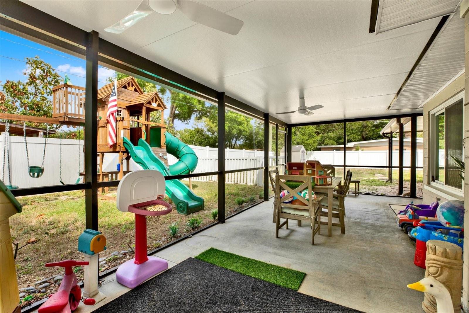 TEMPLE TERRACE GARDENS NO 3 - Residential