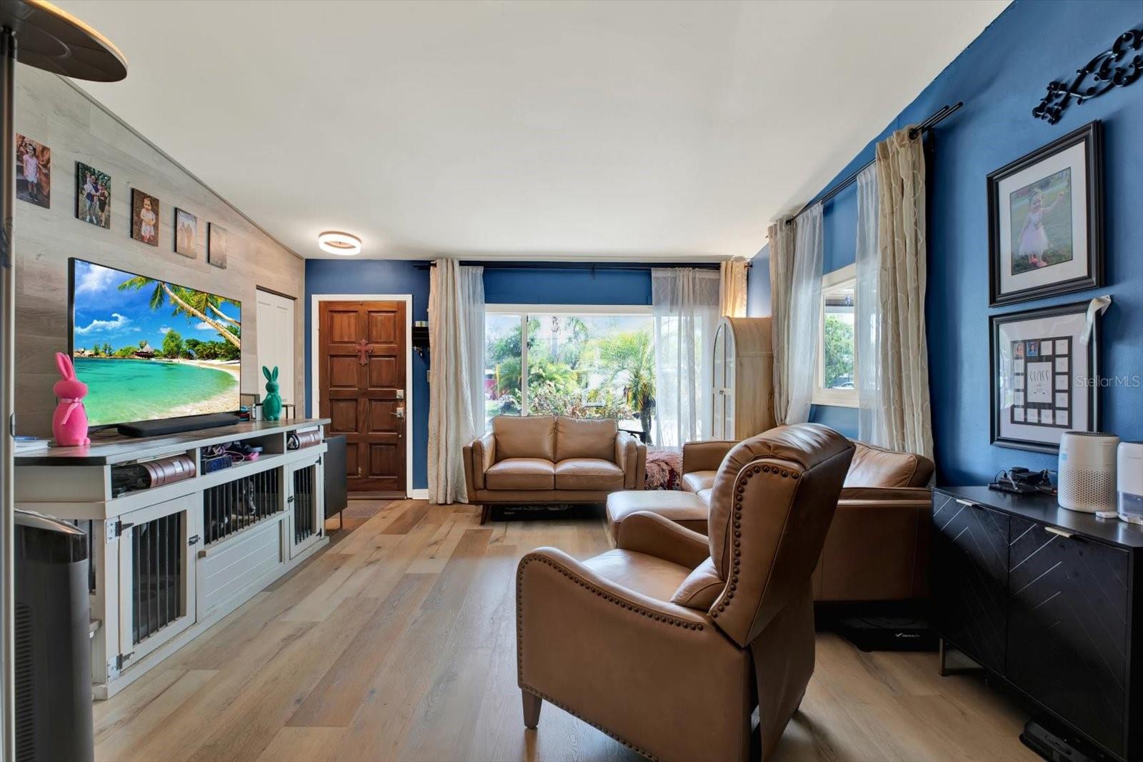 TEMPLE TERRACE GARDENS NO 3 - Residential