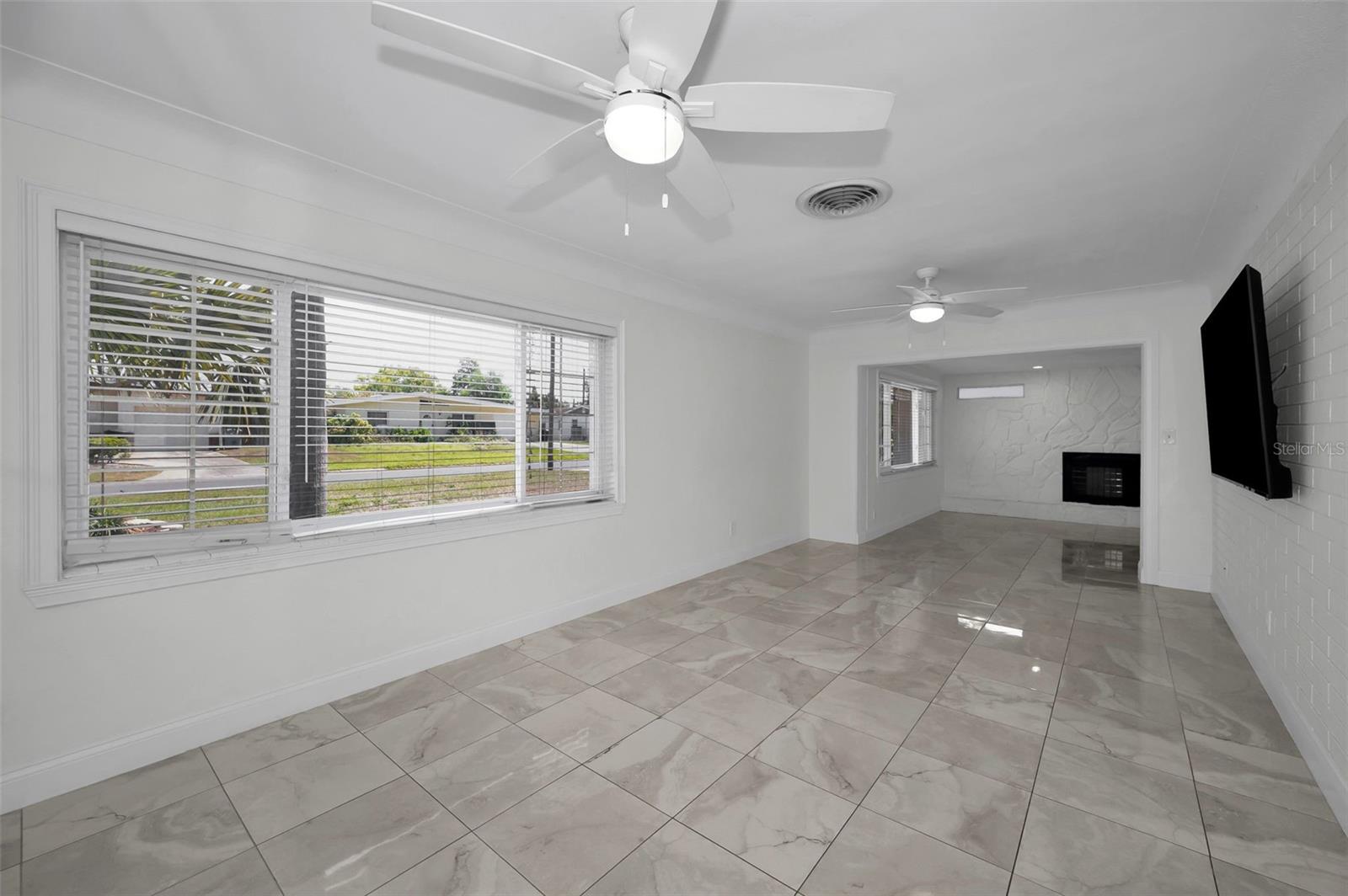 BRENTWOOD HEIGHTS 3RD ADD - Residential