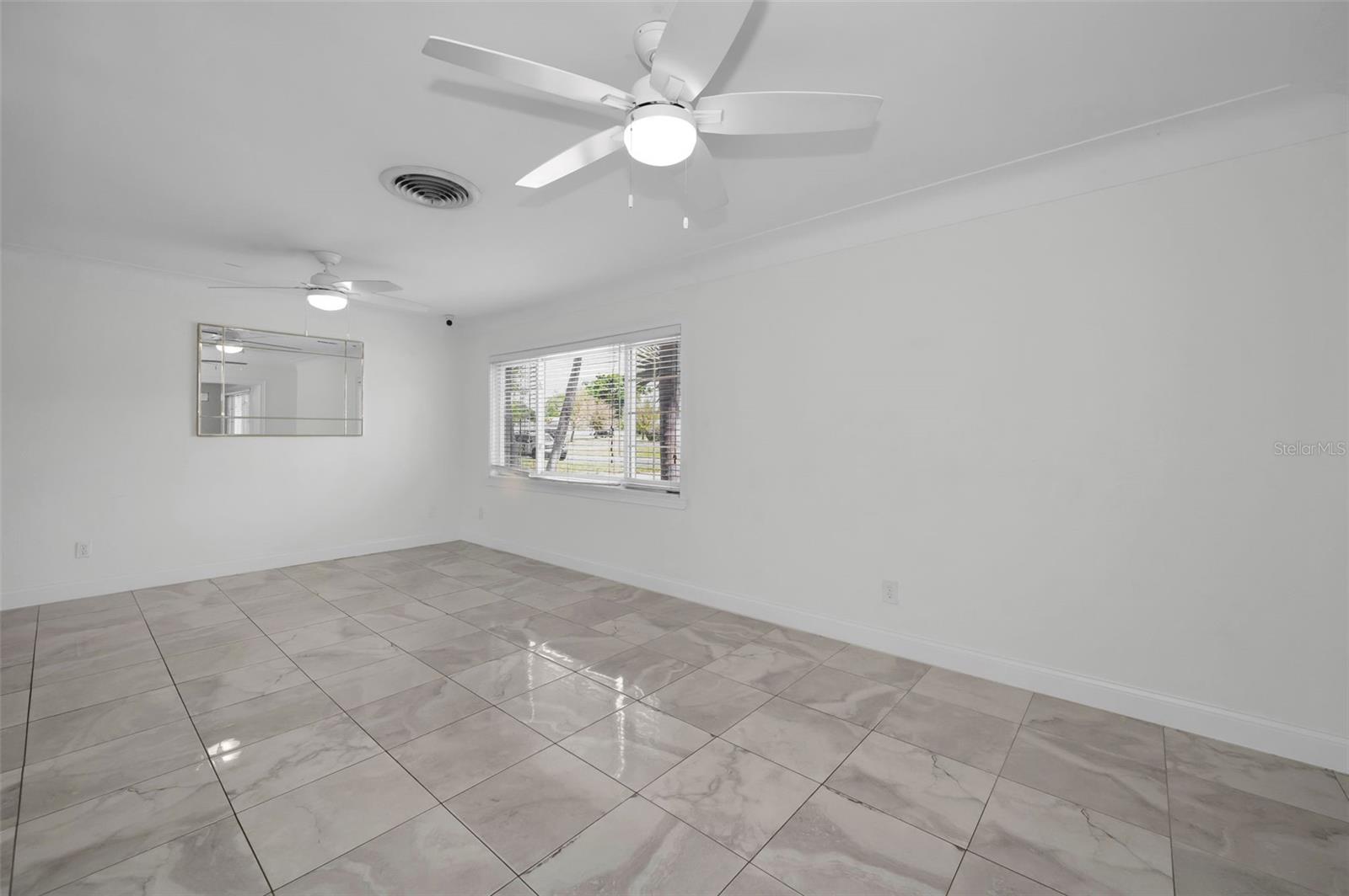 BRENTWOOD HEIGHTS 3RD ADD - Residential