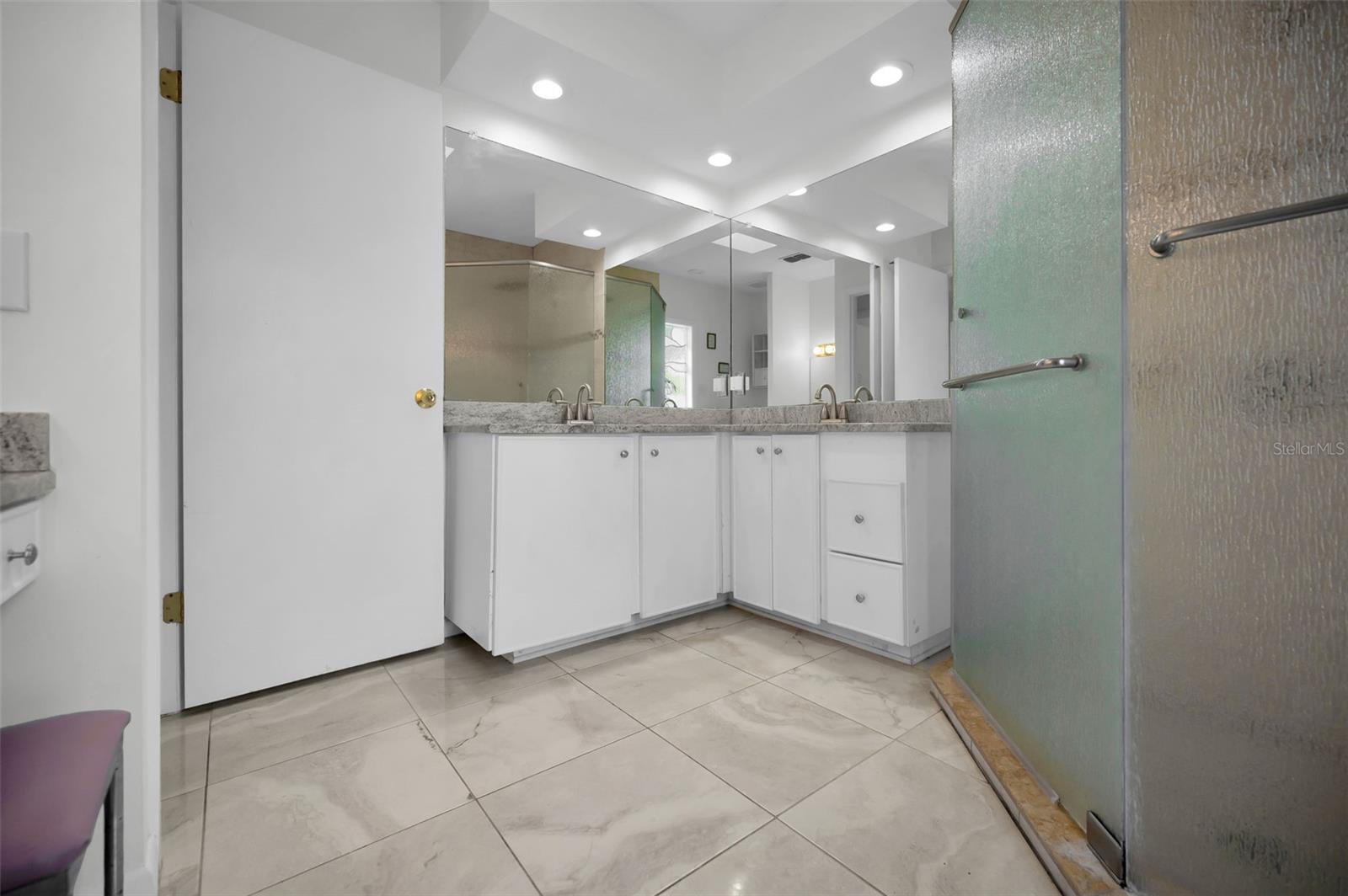 BRENTWOOD HEIGHTS 3RD ADD - Residential