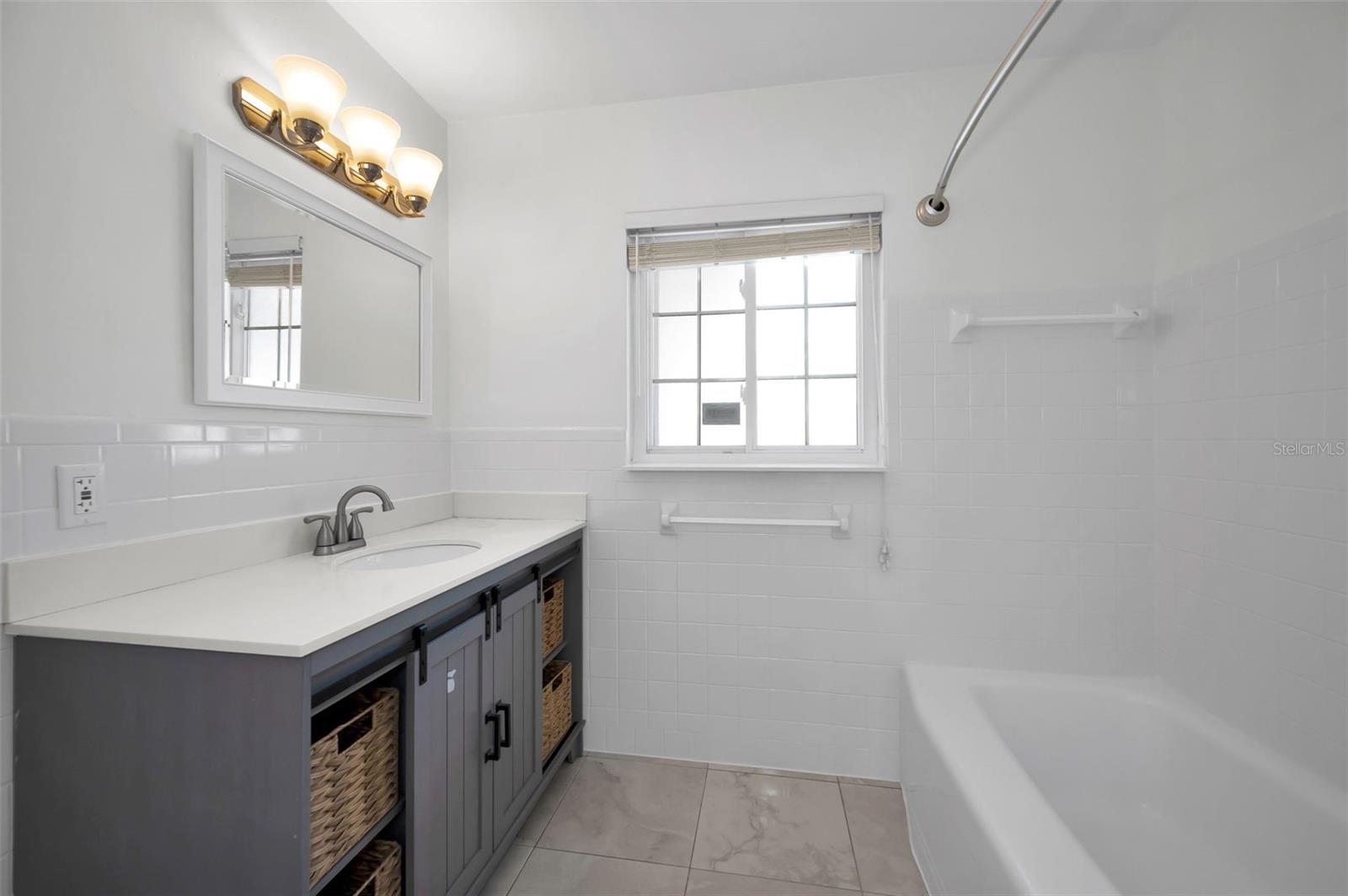 BRENTWOOD HEIGHTS 3RD ADD - Residential