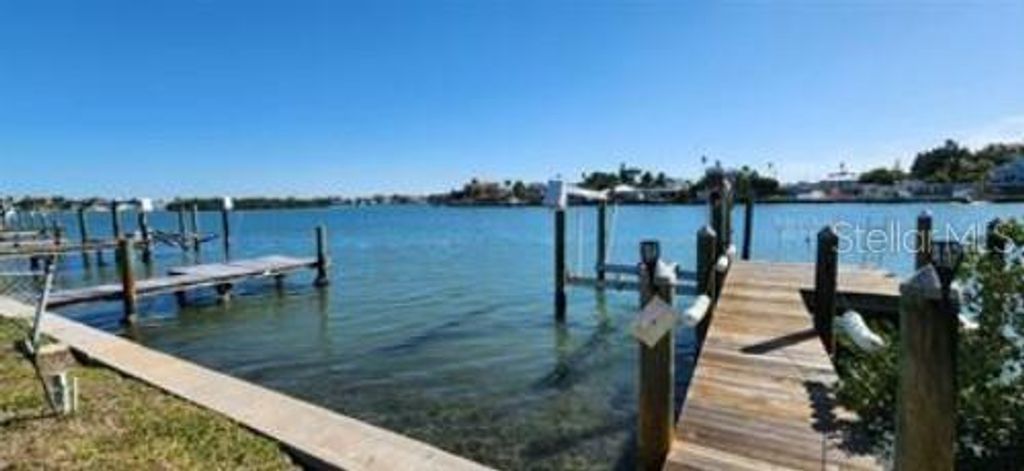 Photo of 1213 Bay Shore Boulevard, Indian Rocks Beach, FL 33785 (MLS # TB8421395)