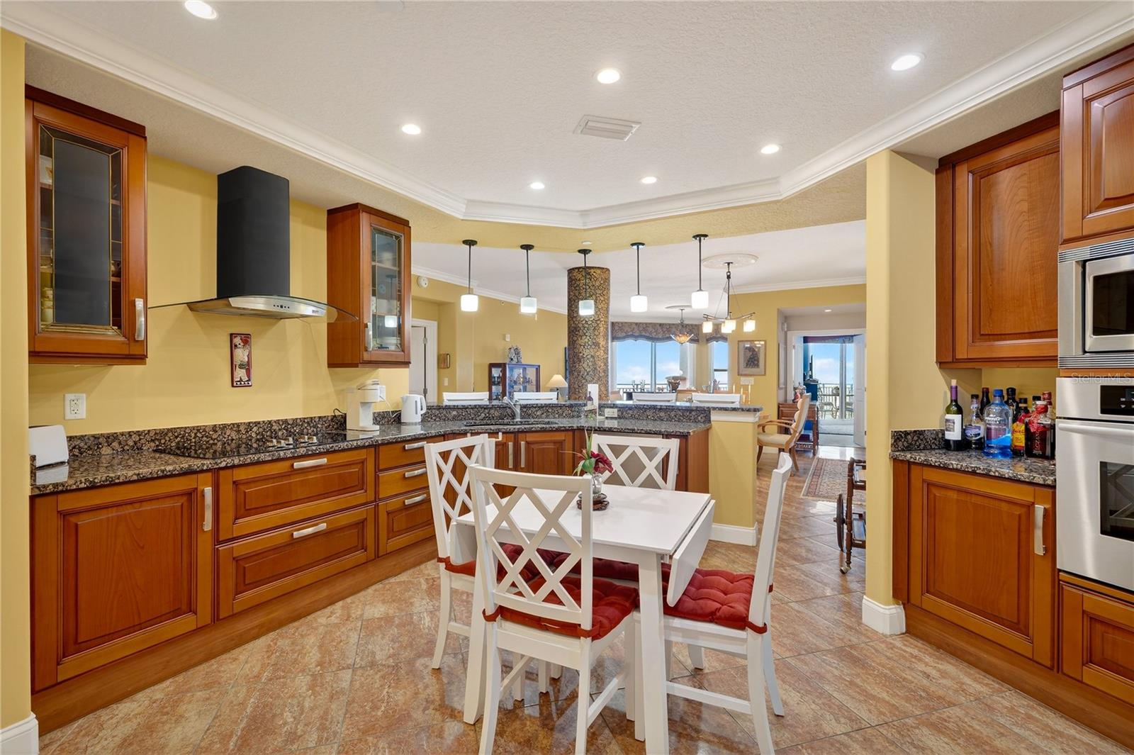 PALMA BELLA CONDO - Residential