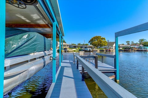 Tiny photo for 1440 S Shore Drive, Tavares, FL 32778 (MLS # G5119270)