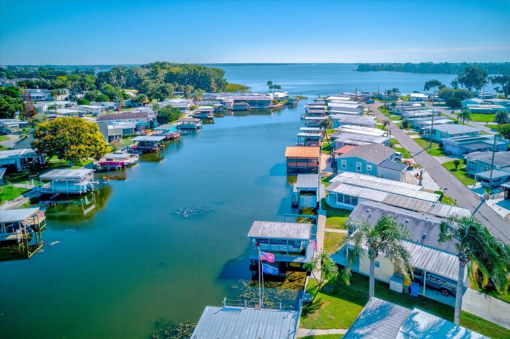 Photo of 1440 S Shore Drive, Tavares, FL 32778 (MLS # G5119270)