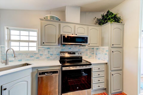 Tiny photo for 1440 S Shore Drive, Tavares, FL 32778 (MLS # G5119270)