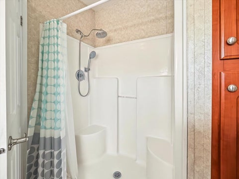 Tiny photo for 1440 S Shore Drive, Tavares, FL 32778 (MLS # G5119270)