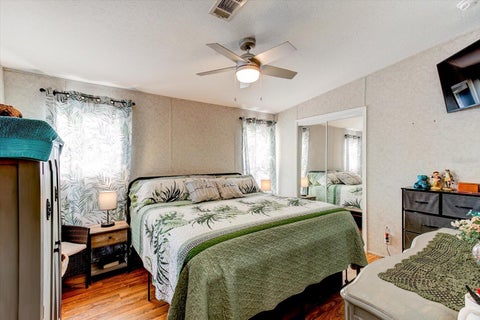Tiny photo for 1440 S Shore Drive, Tavares, FL 32778 (MLS # G5119270)