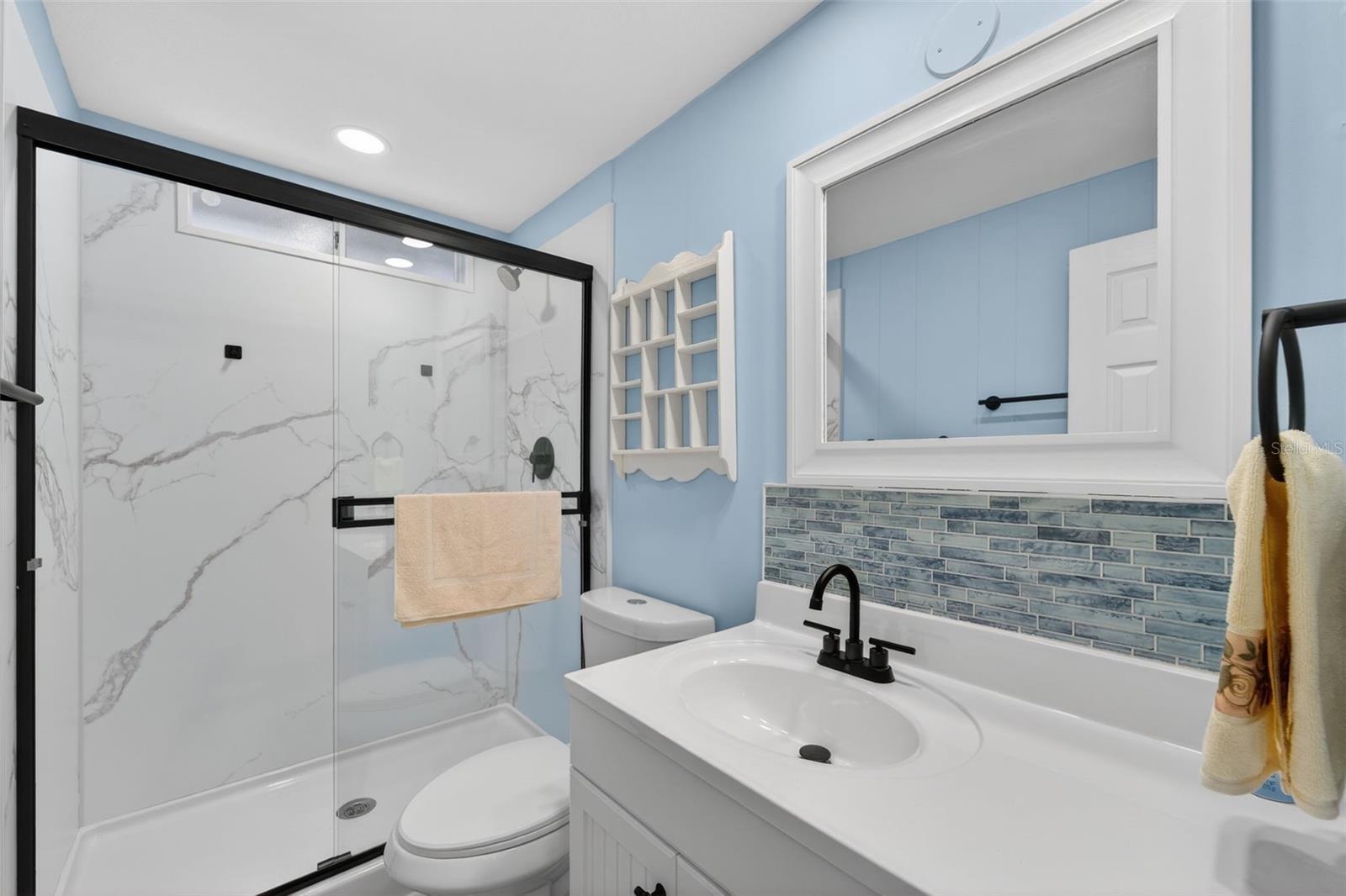 POLYNESIAN VILLAGE - Residential