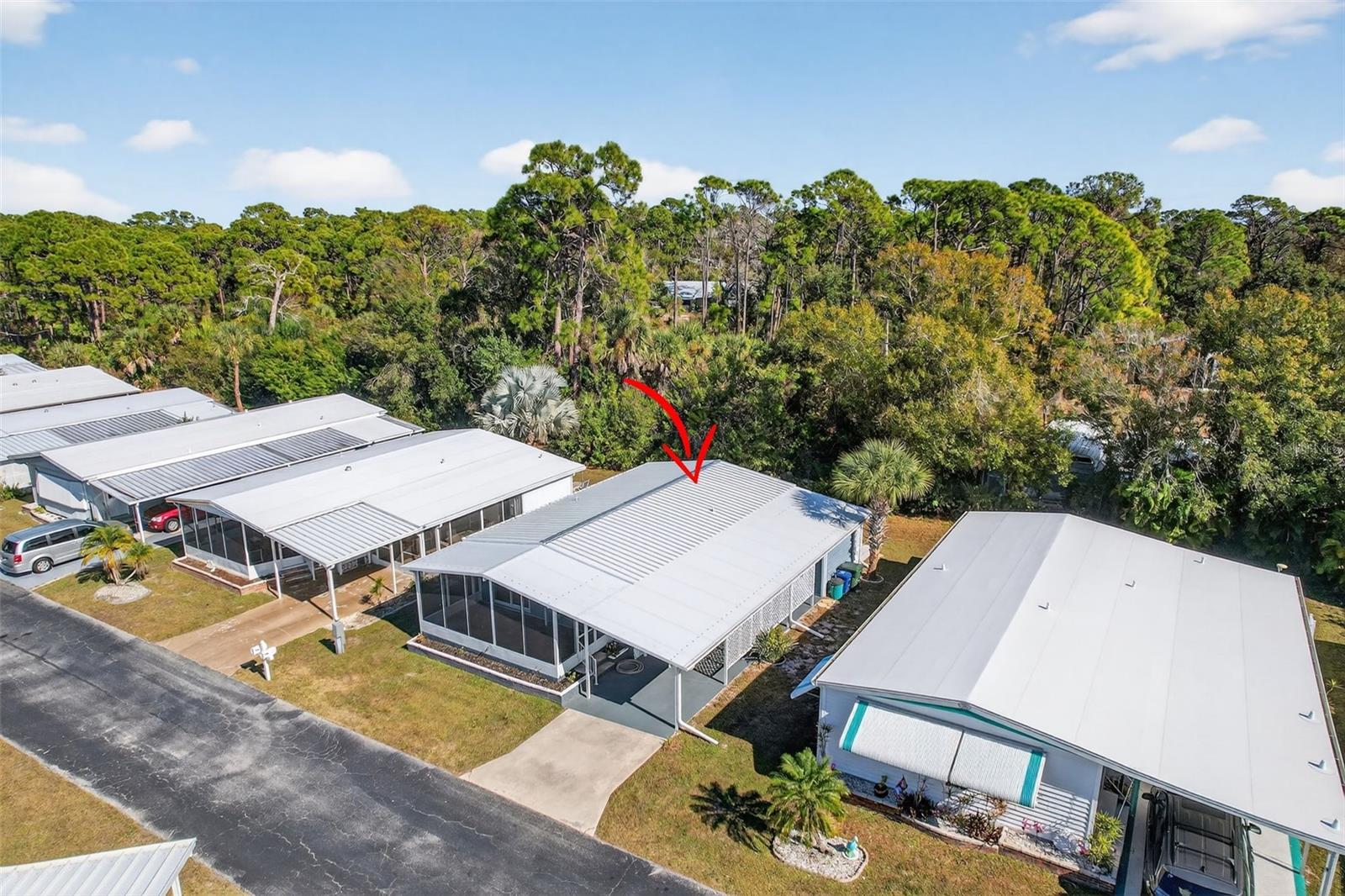 POLYNESIAN VILLAGE - Residential