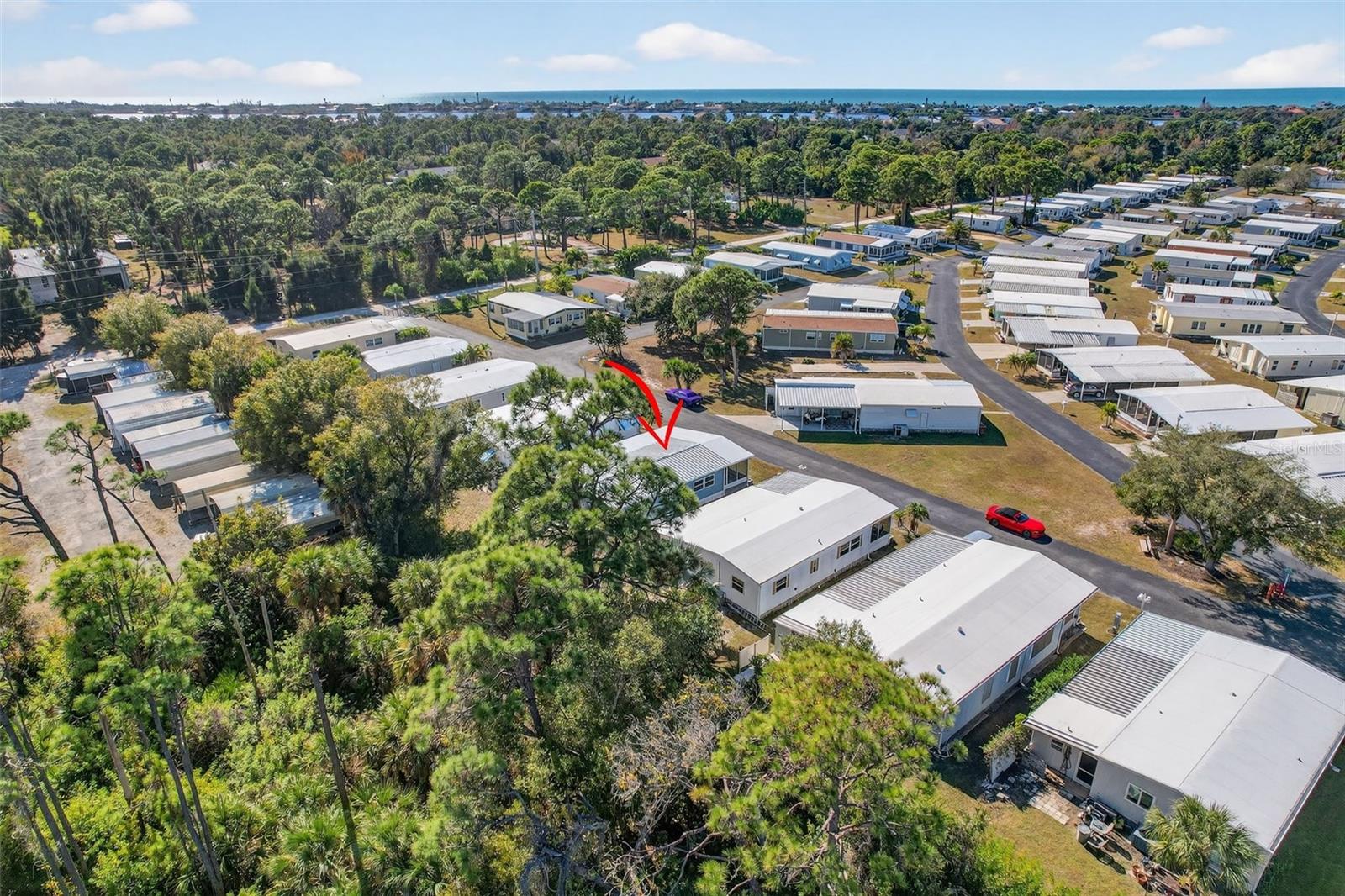 POLYNESIAN VILLAGE - Residential