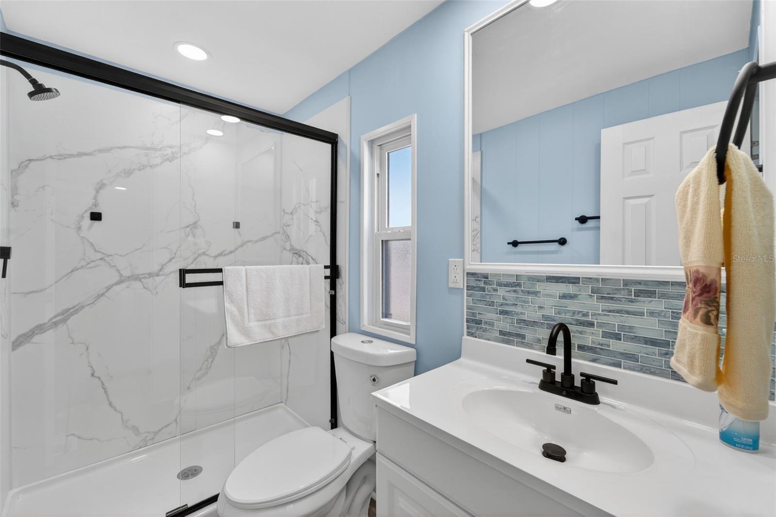 POLYNESIAN VILLAGE - Residential