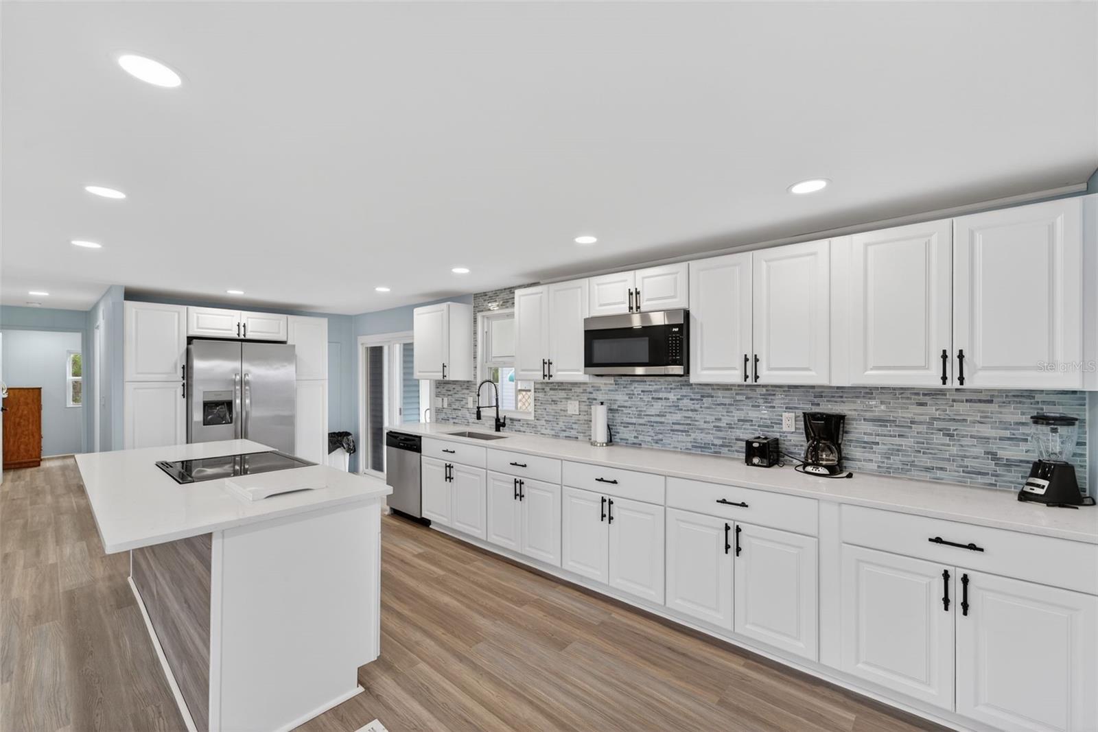 POLYNESIAN VILLAGE - Residential