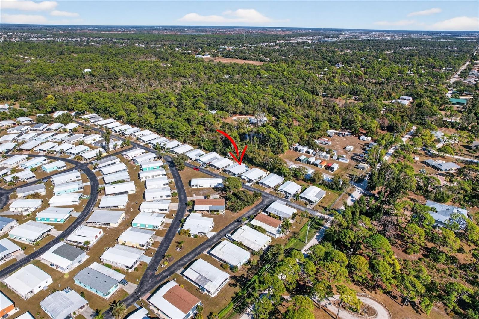 POLYNESIAN VILLAGE - Residential