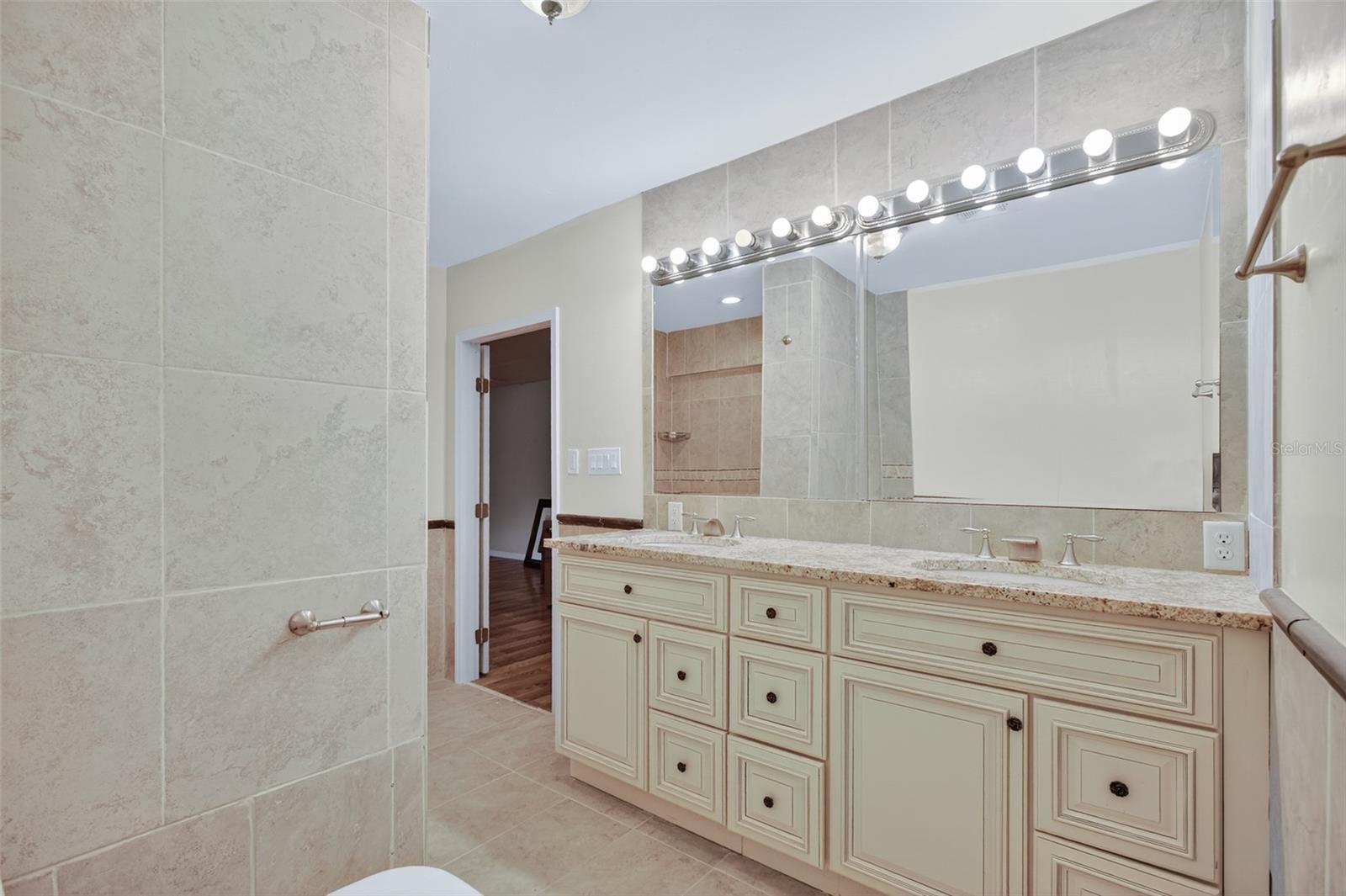 ALACHUA HIGHLANDS - Residential