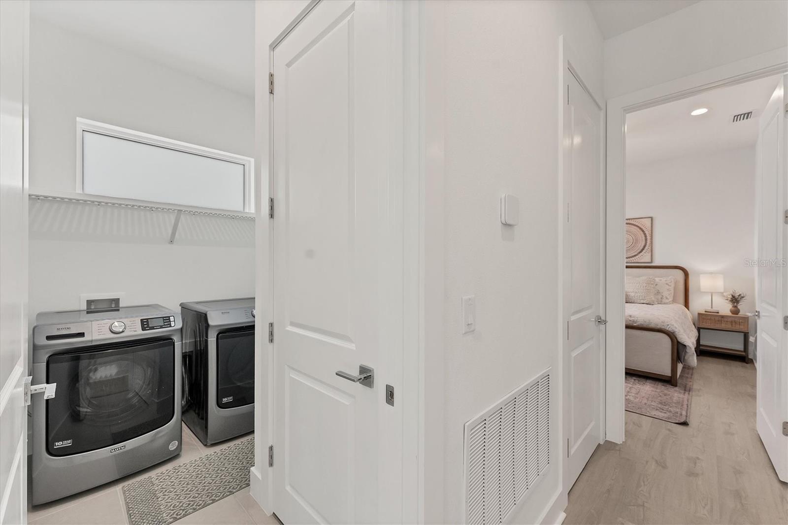 AQUA LAGOON - Residential Lease