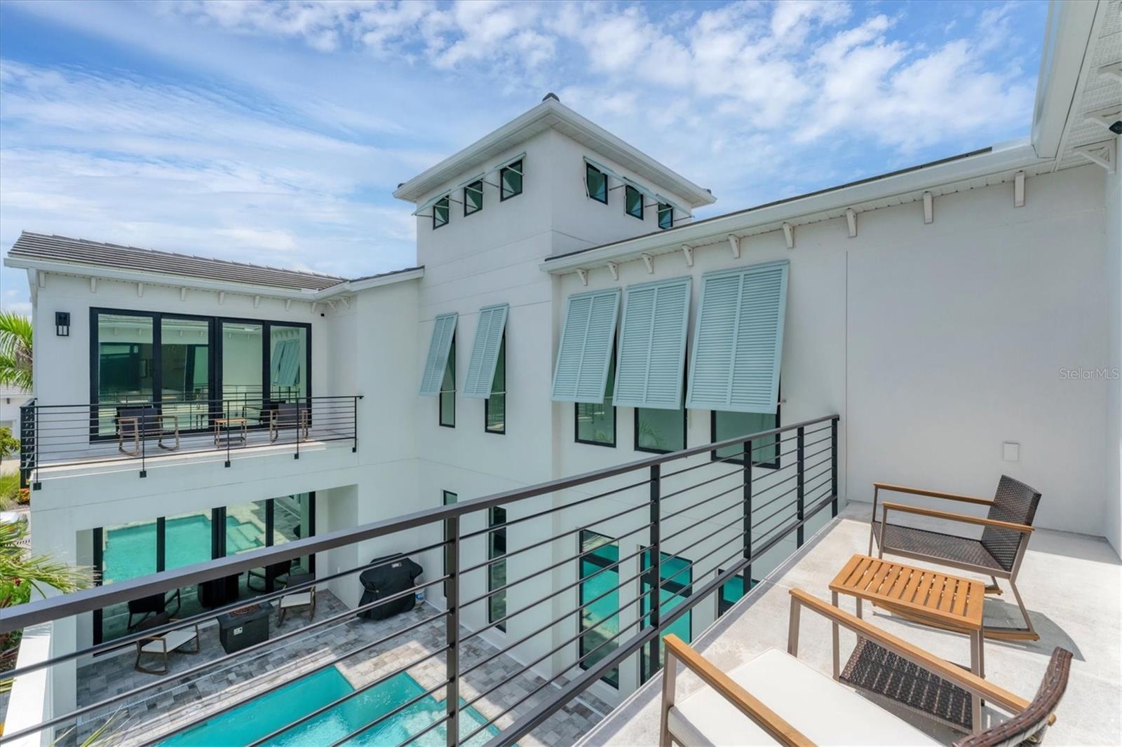 AQUA LAGOON - Residential Lease