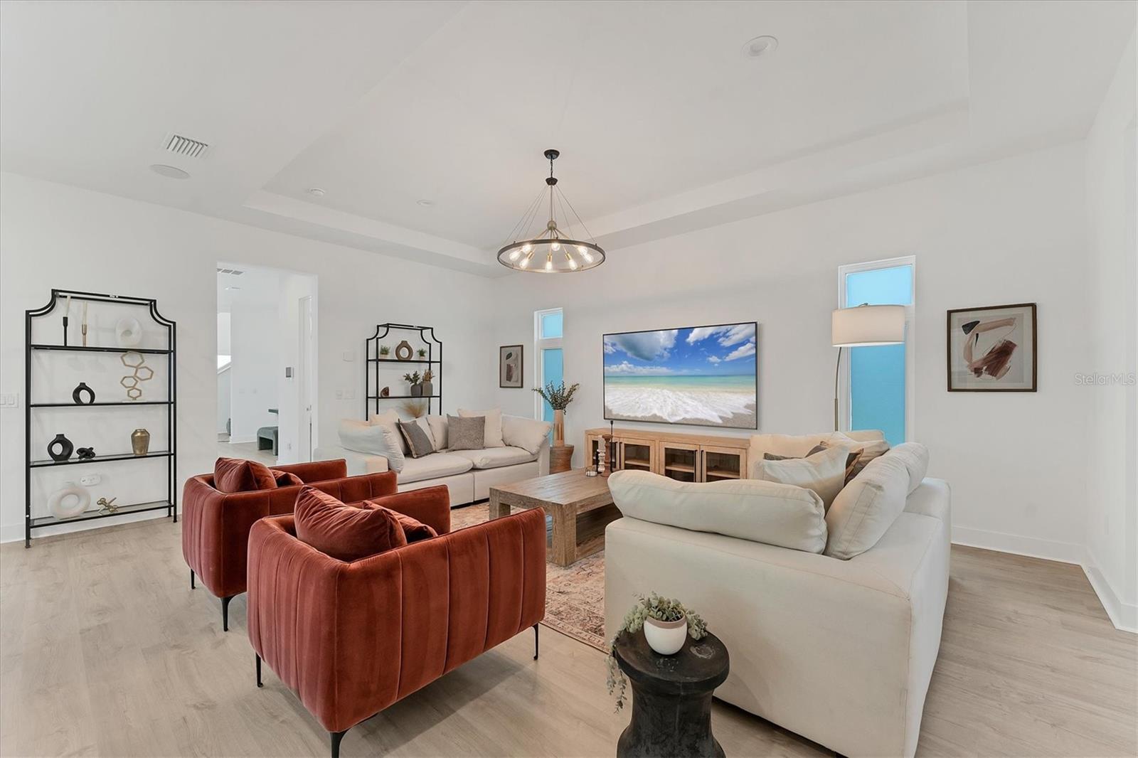 AQUA LAGOON - Residential Lease