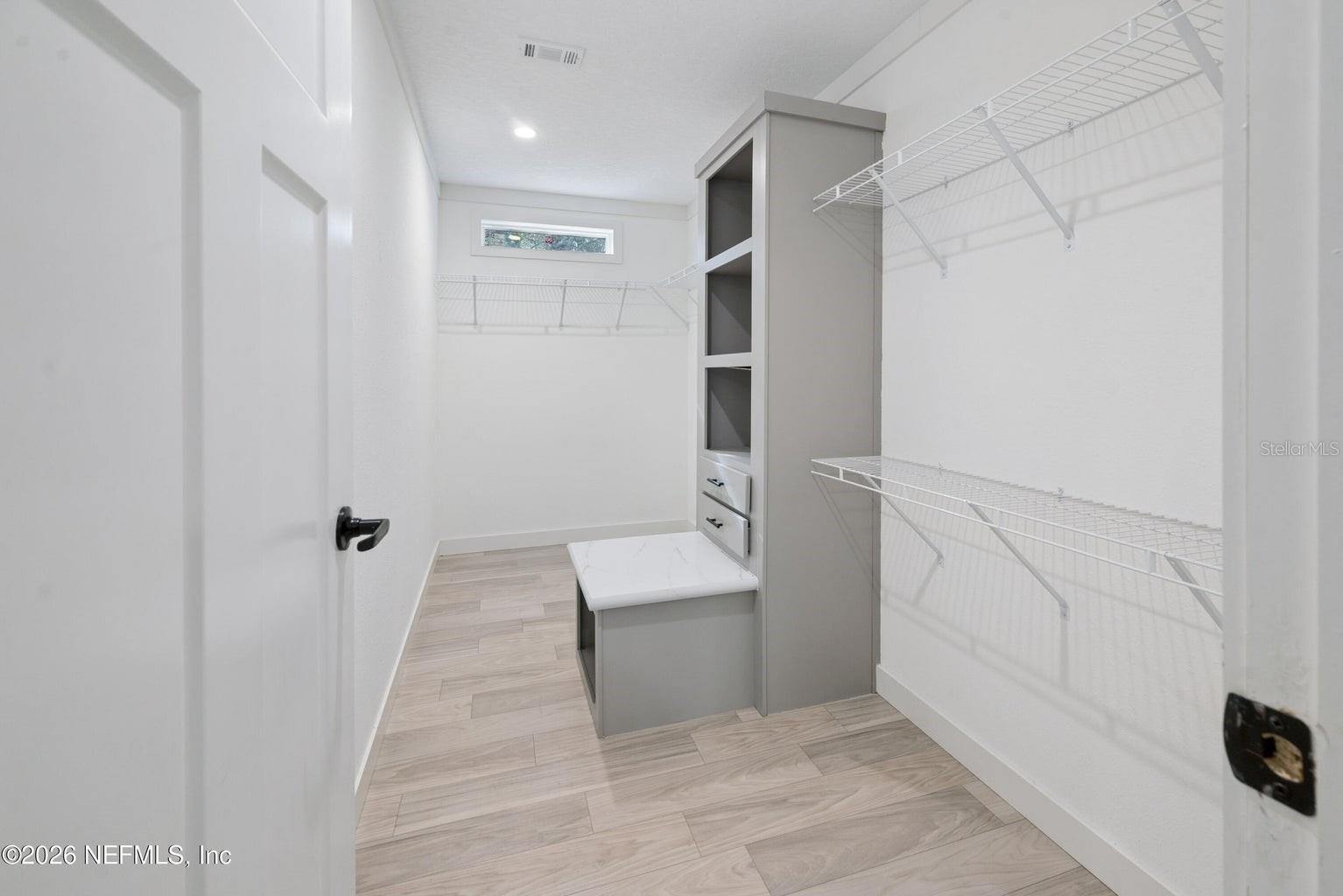 BIG TREE LAKES SEC B - Residential