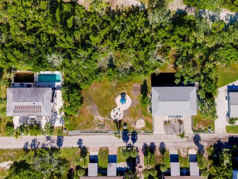 681 GULF BAY ROAD LONGBOAT KEY FL 34228