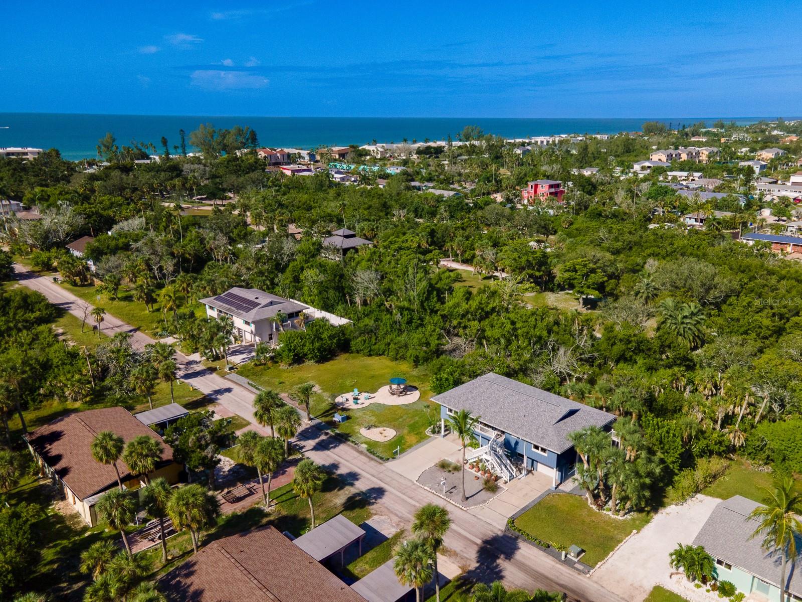 BAILEY-DOBSON - Land