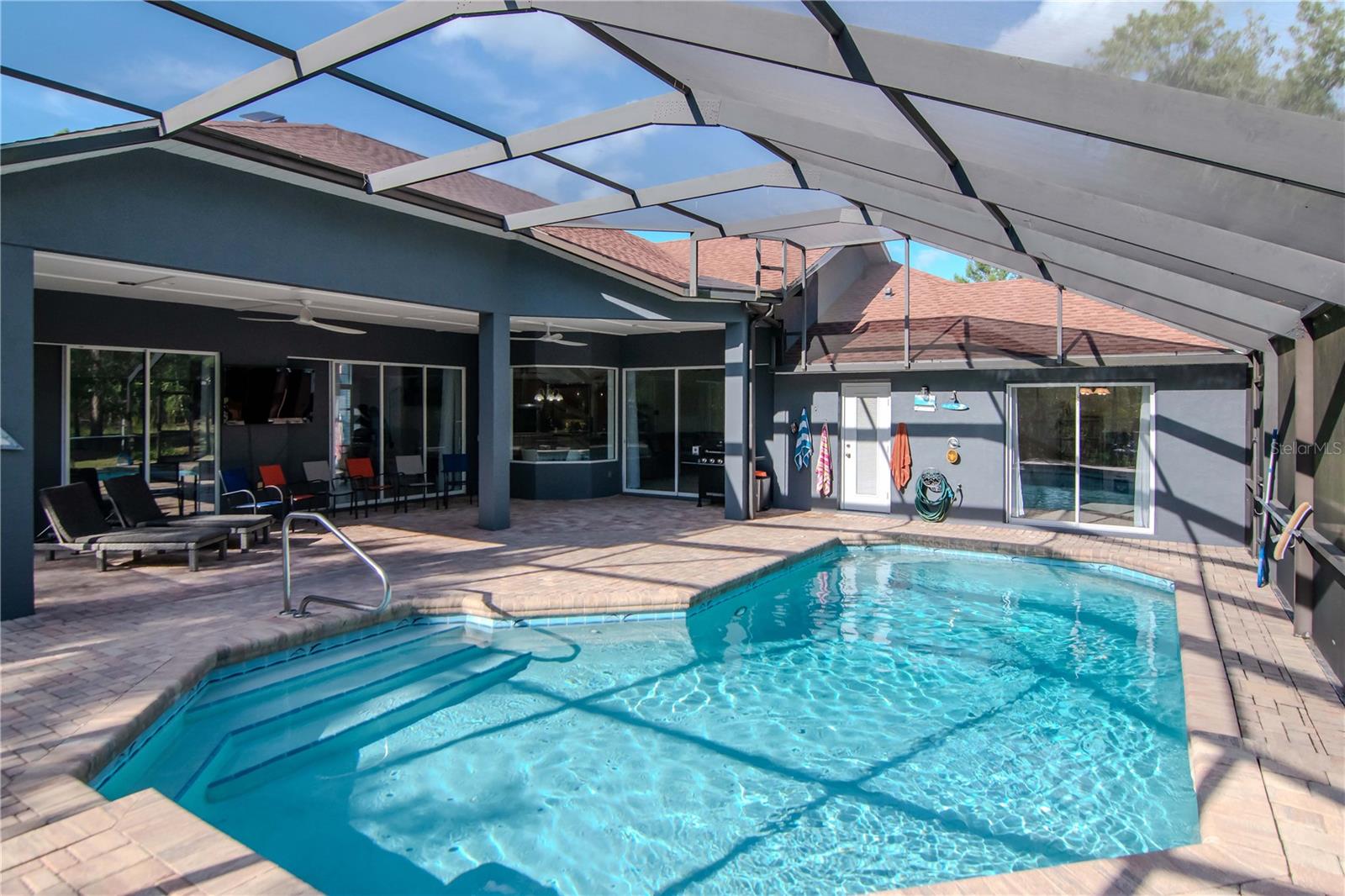 22 POPPY COURT