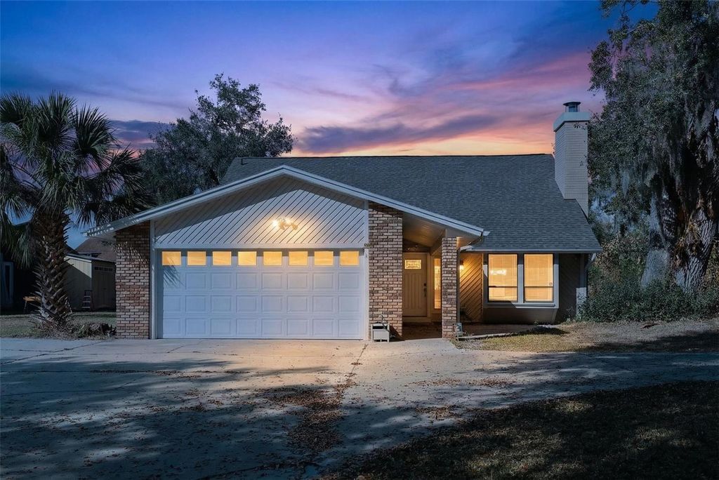 Photo of 1595 Shady Oak Drive, Kissimmee, FL 34744 (MLS # S5144261)