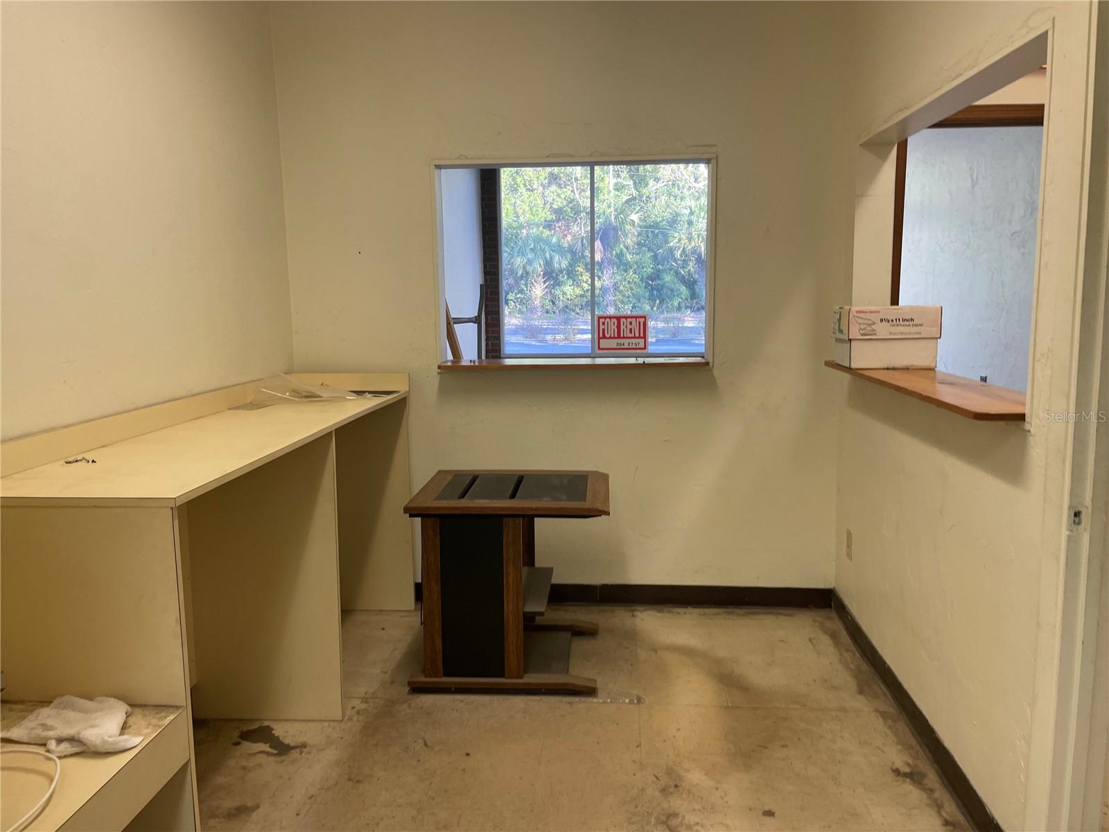 LUCILE COURT - Commercial Lease