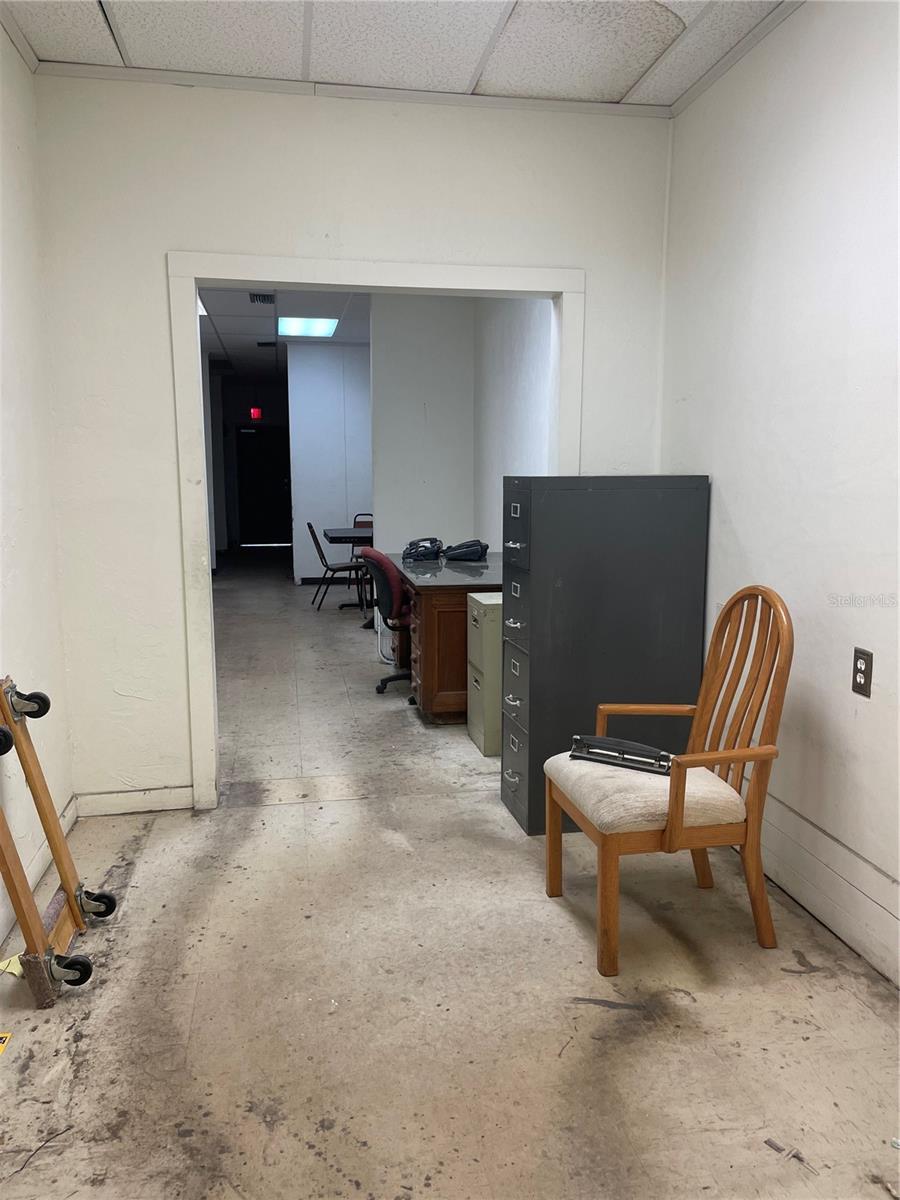 LUCILE COURT - Commercial Lease