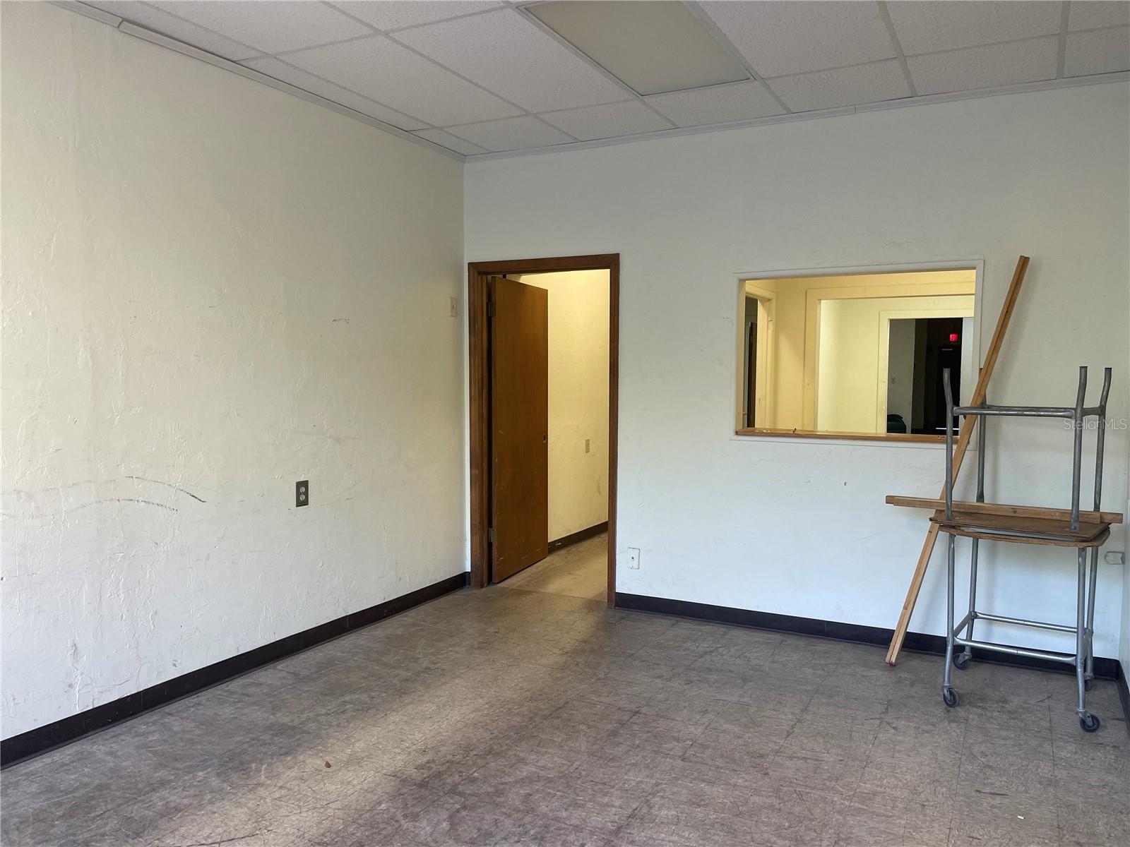 LUCILE COURT - Commercial Lease