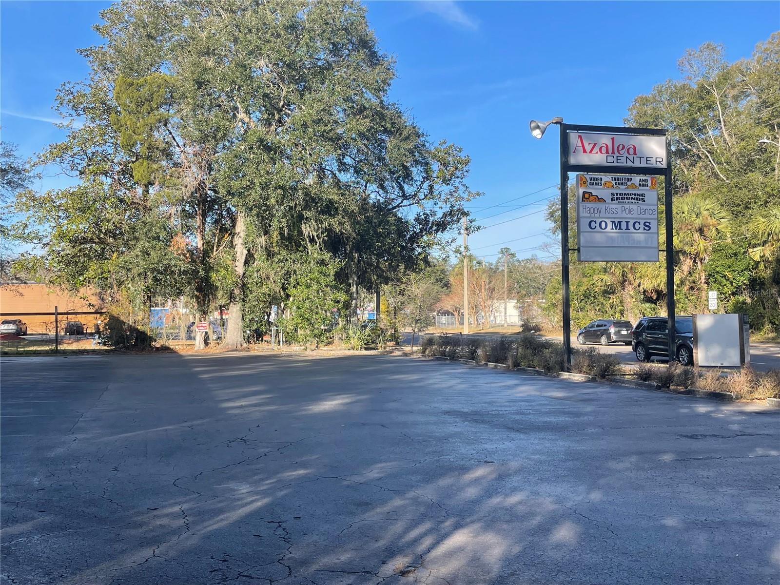 LUCILE COURT - Commercial Lease