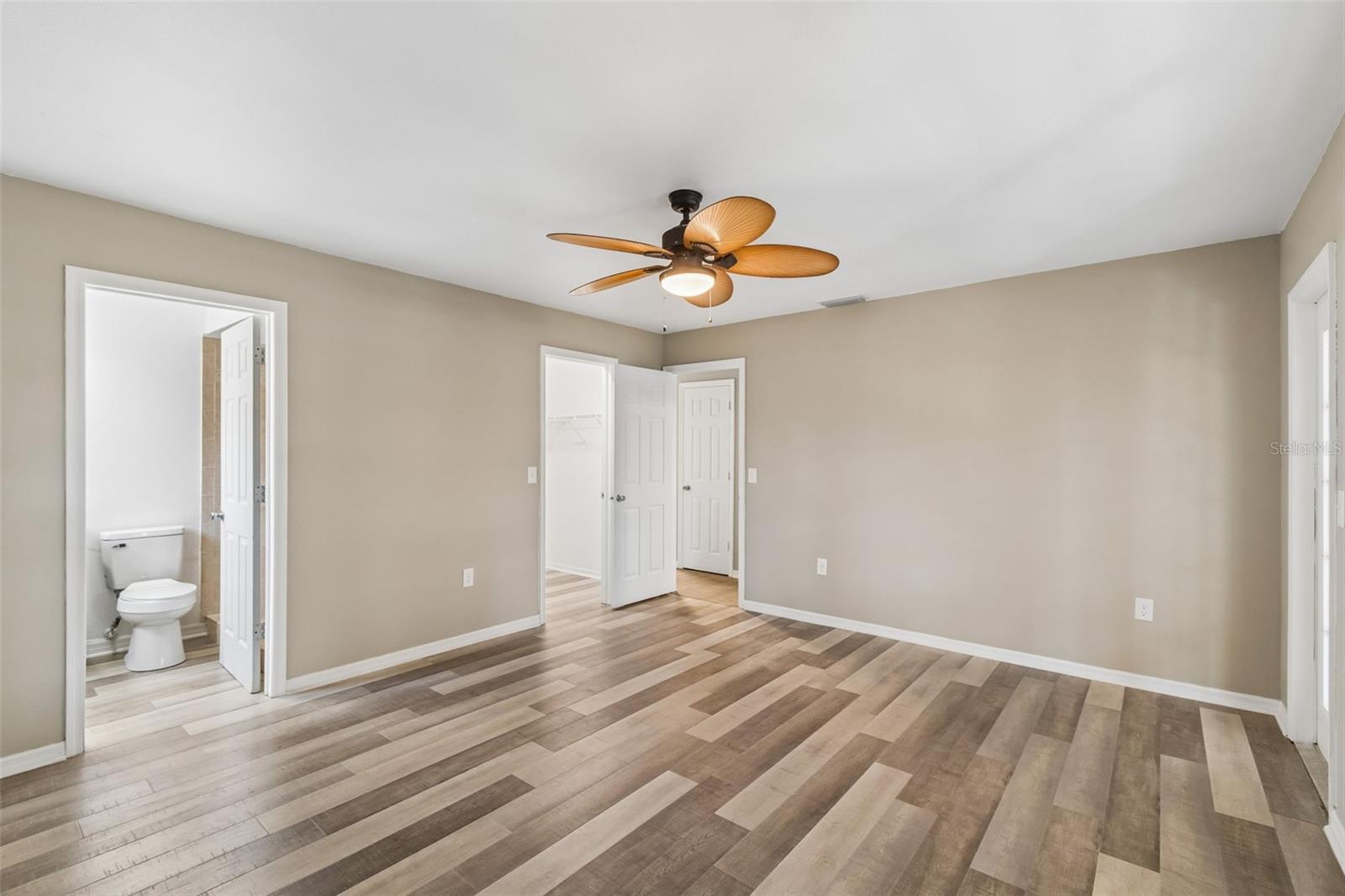 ORCHID LAKE WEST - Residential