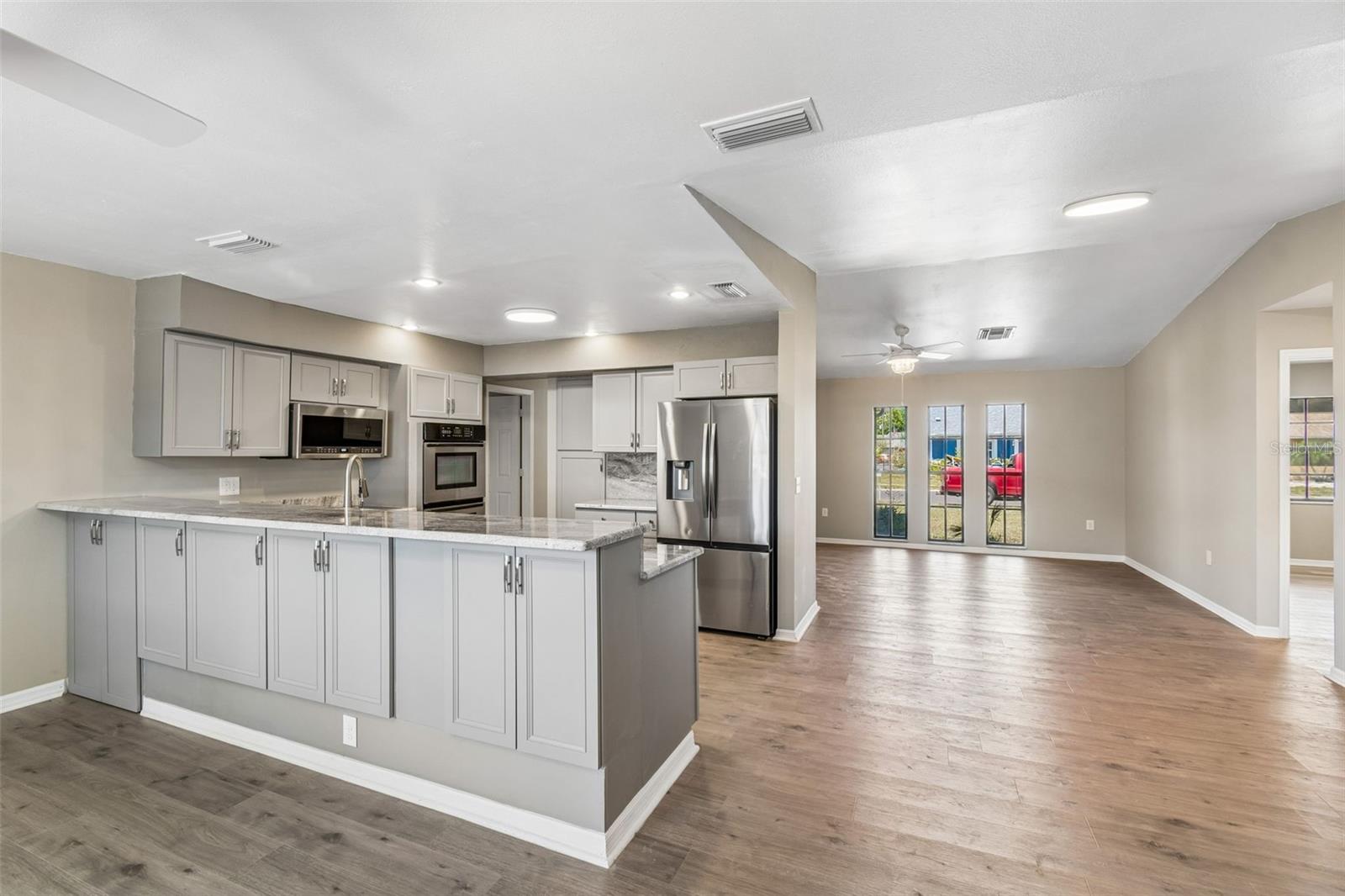 ORCHID LAKE WEST - Residential