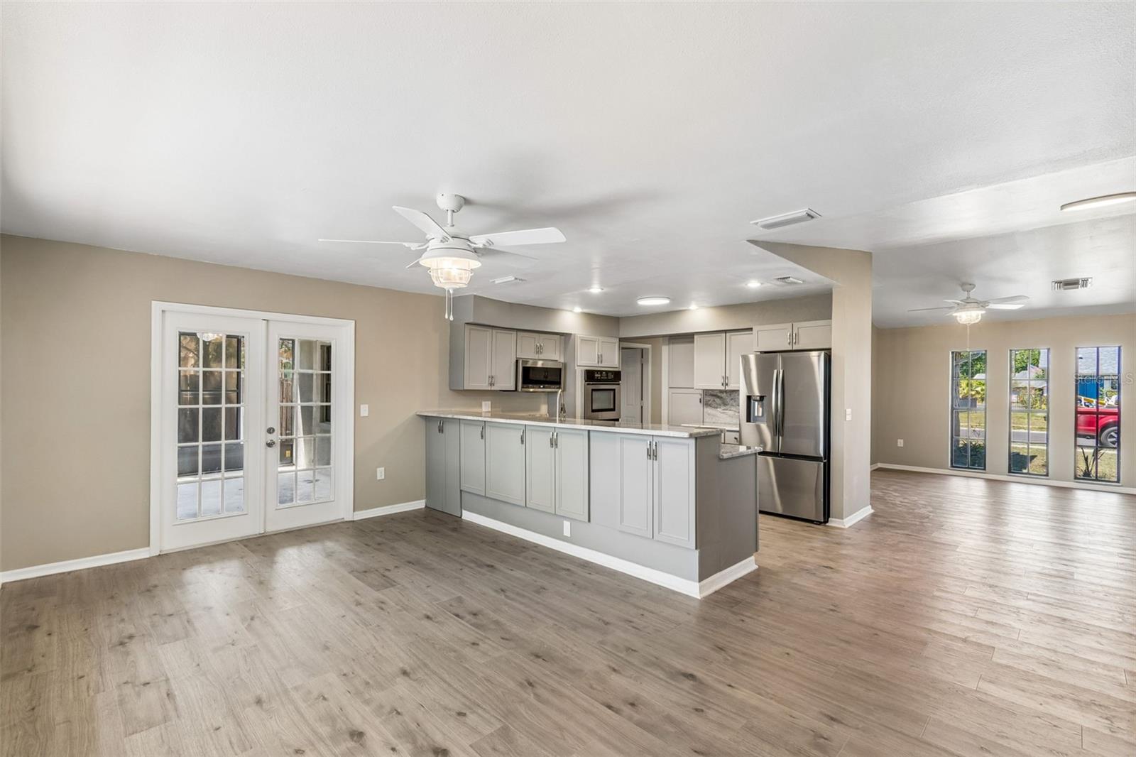 ORCHID LAKE WEST - Residential