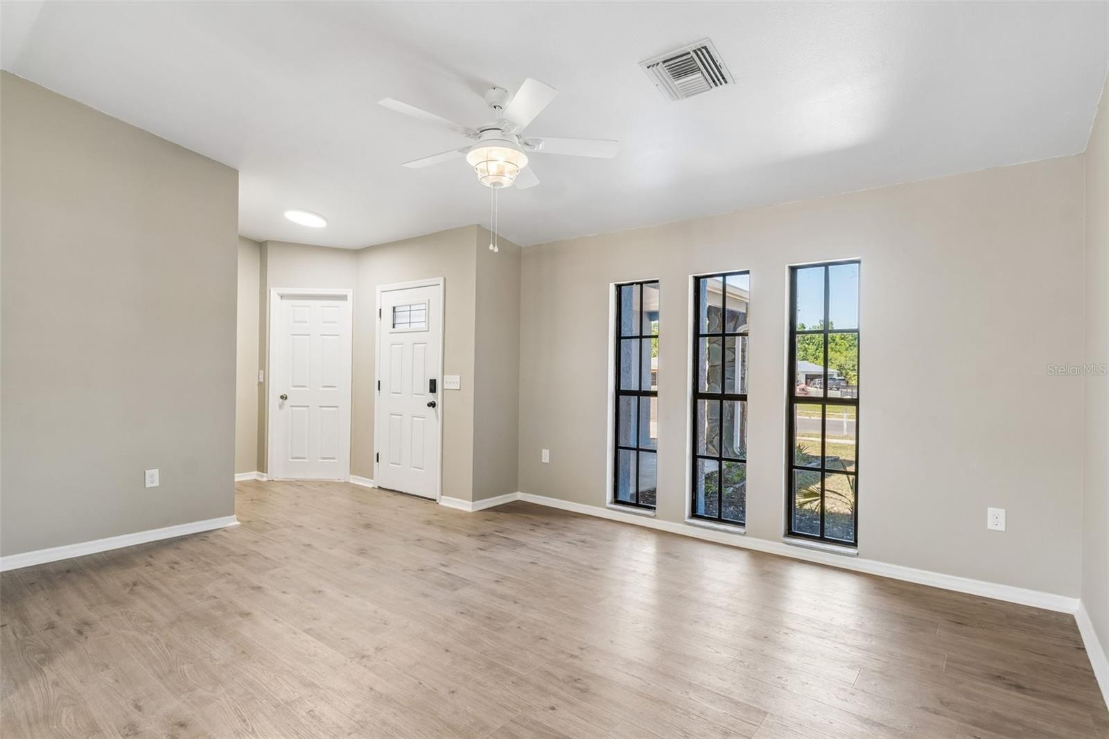 ORCHID LAKE WEST - Residential