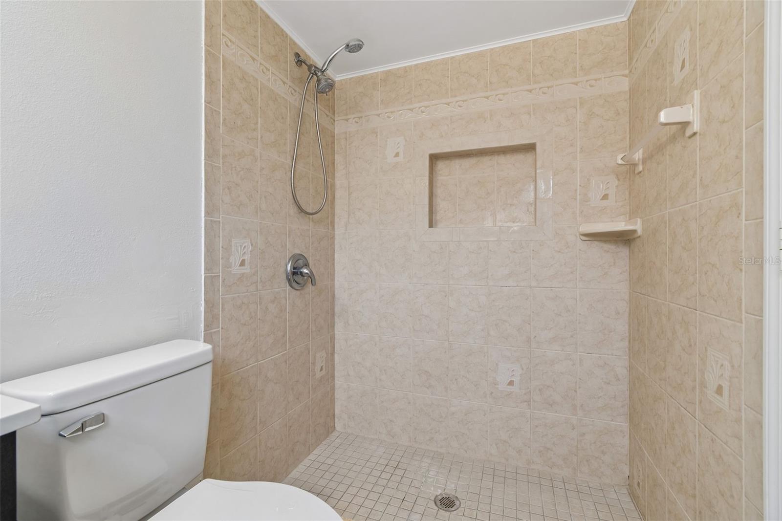 ORCHID LAKE WEST - Residential