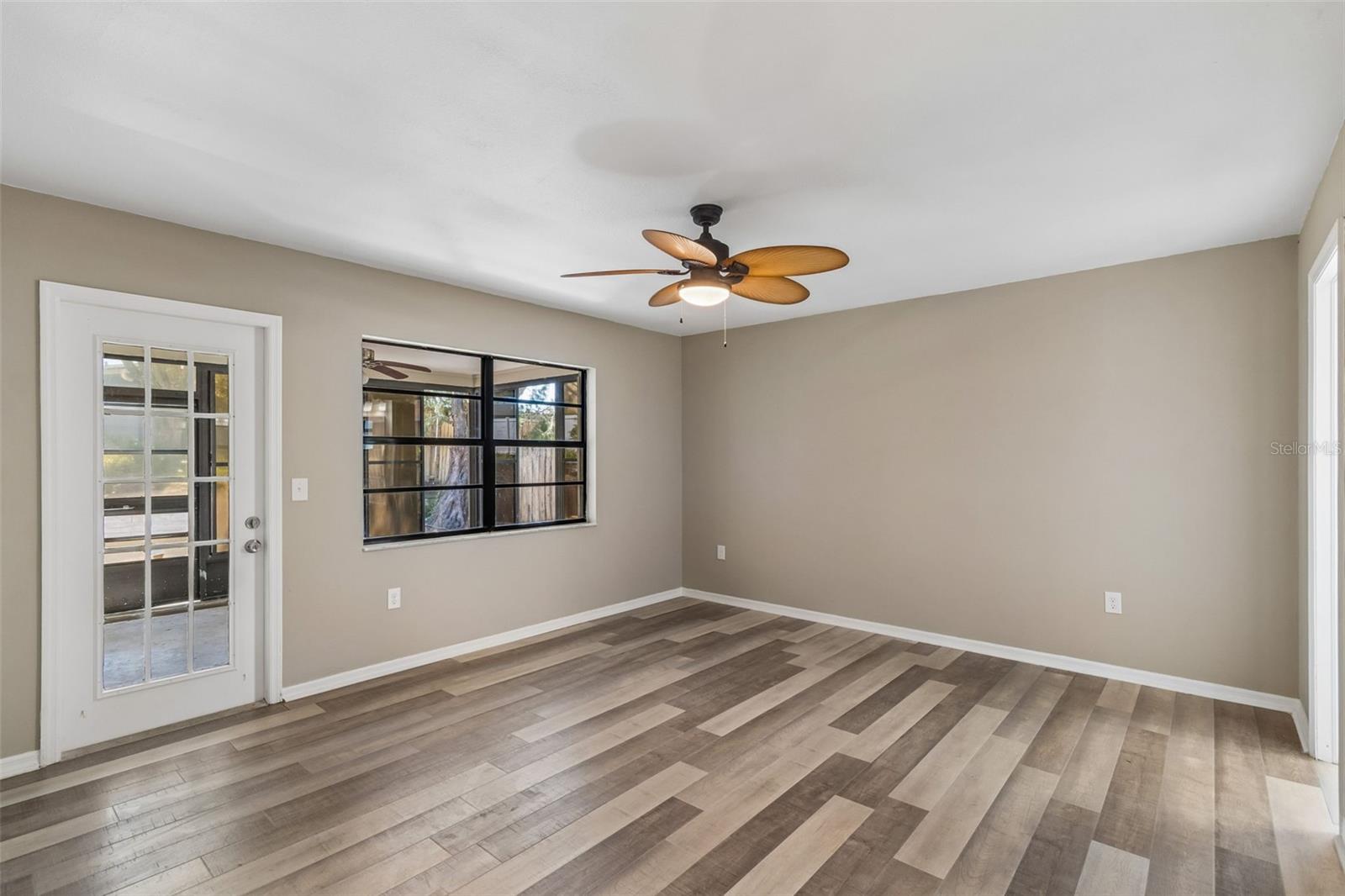 ORCHID LAKE WEST - Residential