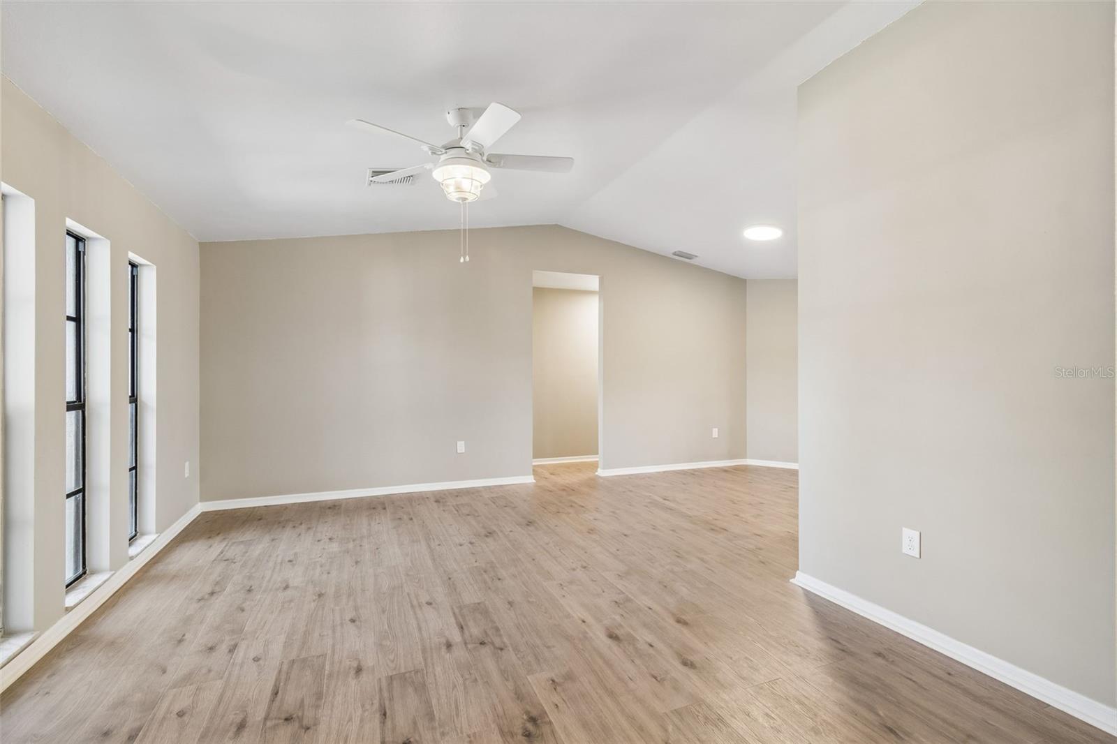 ORCHID LAKE WEST - Residential