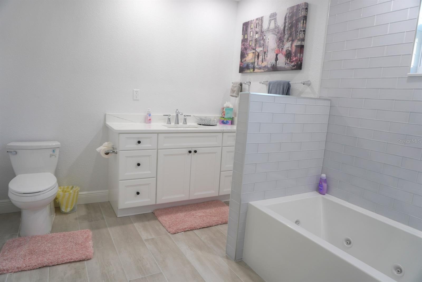 TIERRA VERDE UNIT 1 3RD REP - Residential Lease