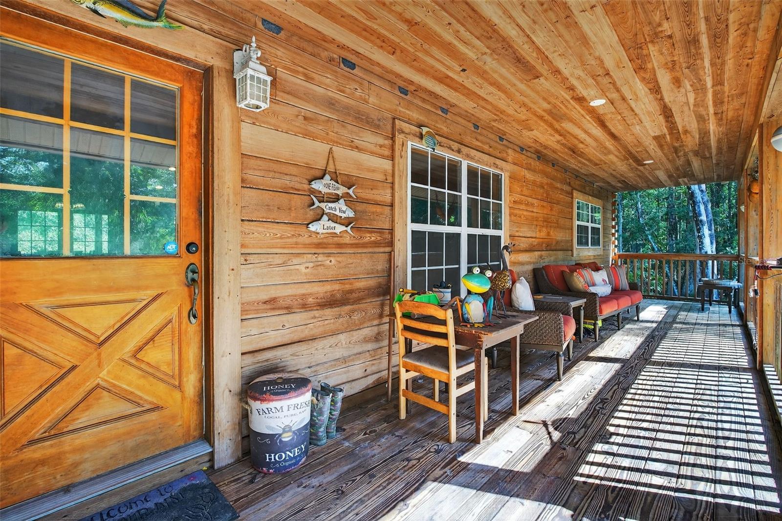 10319 CHIP LANE