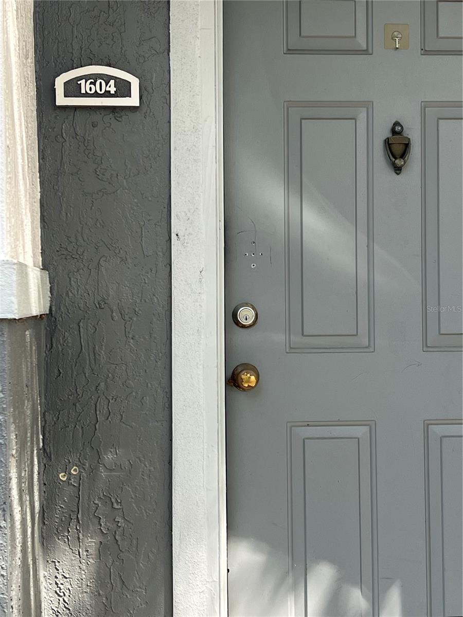 SUNSET LAKE - Residential