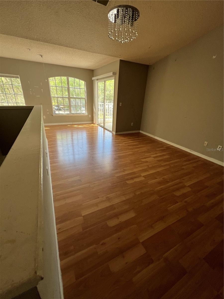 SUNSET LAKE - Residential